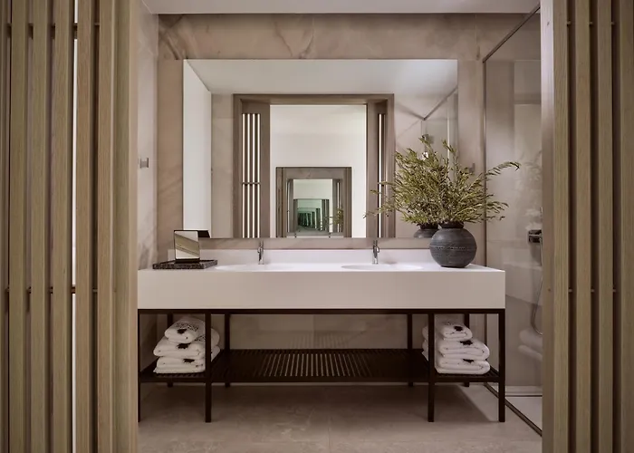 On The Rocks Βίλα